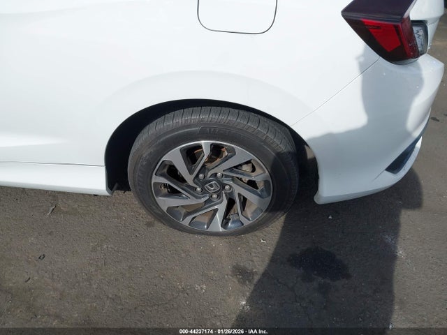 Honda Civic Lx 2017 2HGFC4B5XHH310148 Image 17