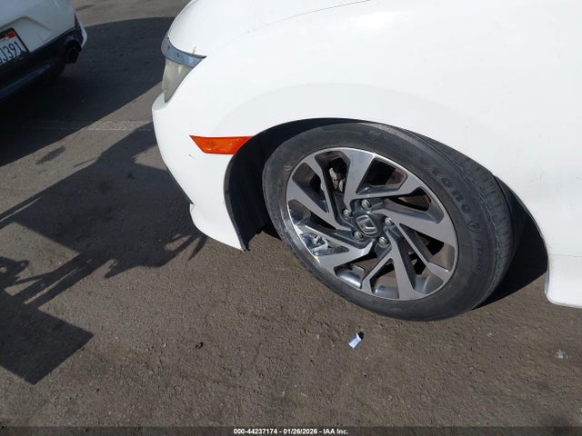 Honda Civic Lx 2017 2HGFC4B5XHH310148 Image 6