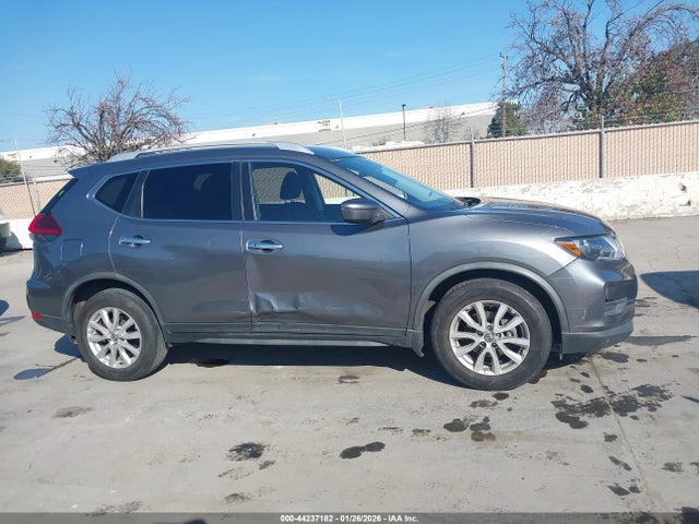 JN8AT2MV9JW352123 Nissan ROGUE SV