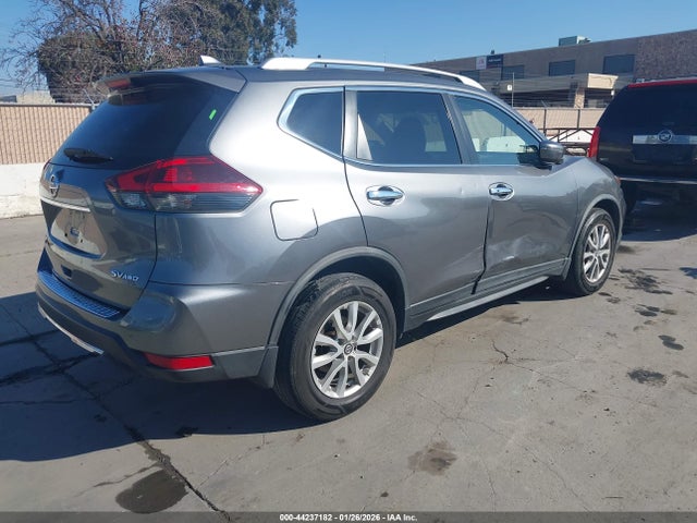 JN8AT2MV9JW352123 Nissan ROGUE SV