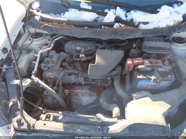JN8AS5MT8FW158516 Nissan Rogue Select S