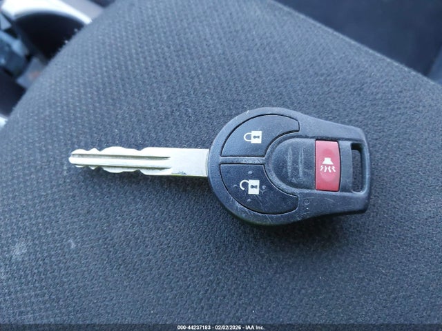 JN8AS5MT8FW158516 Nissan Rogue Select S