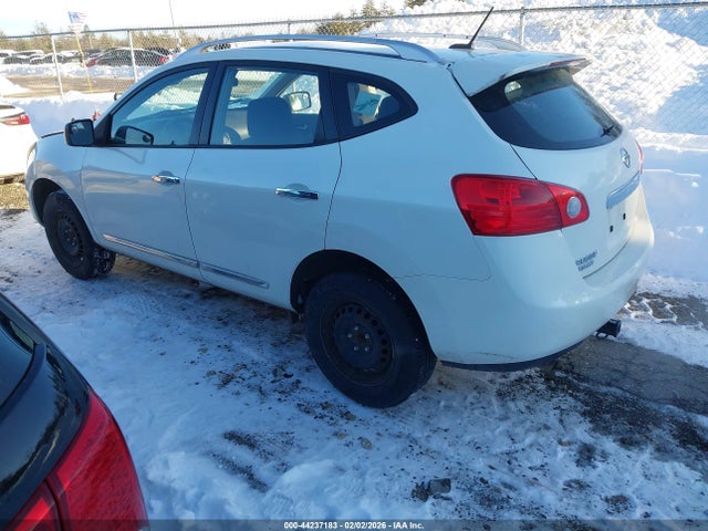 JN8AS5MT8FW158516 Nissan Rogue Select S