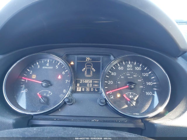 JN8AS5MT8FW158516 Nissan Rogue Select S