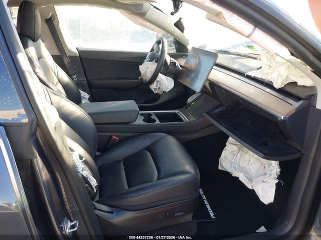 2022 TESLA MODEL Y 7SAYGDEE8NF393106 Photo 4
