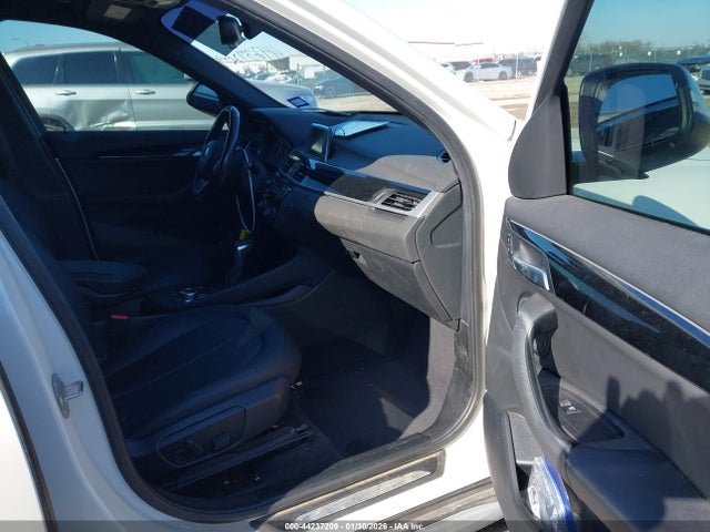 44237209 :رقم المزاد ، WBXHT3C30H5F86141 vin ، 2017 Bmw X1 Xdrive28i مزاد بيع