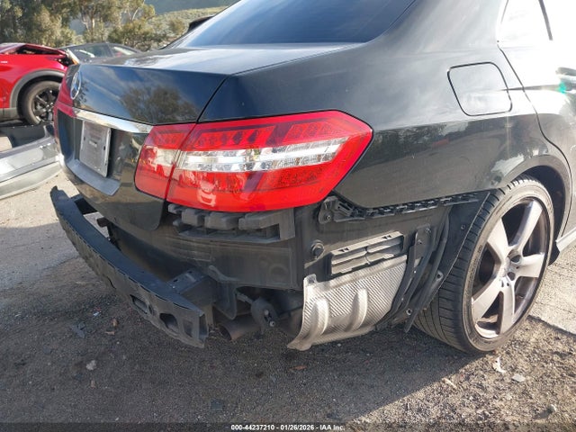 2011 Mercedes-benz E 350 მანქანა იყიდება აუქციონზე, vin: WDDHF5GBXBA403802, აუქციონის ნომერი: 44237210