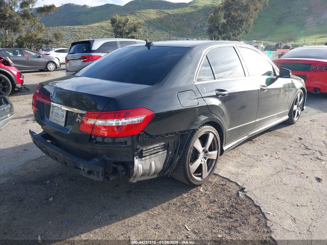 2011 Mercedes-benz E 350 მანქანა იყიდება აუქციონზე, vin: WDDHF5GBXBA403802, აუქციონის ნომერი: 44237210
