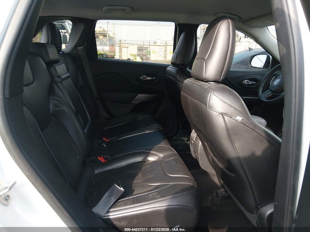 Jeep Cherokee Latitude Plus Fwd 2019 1C4PJLLB3KD301111 Image 8