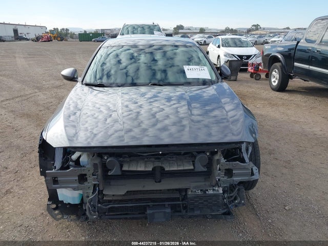 1HGCV3F18LA010517 Honda ACCORD HYBRID