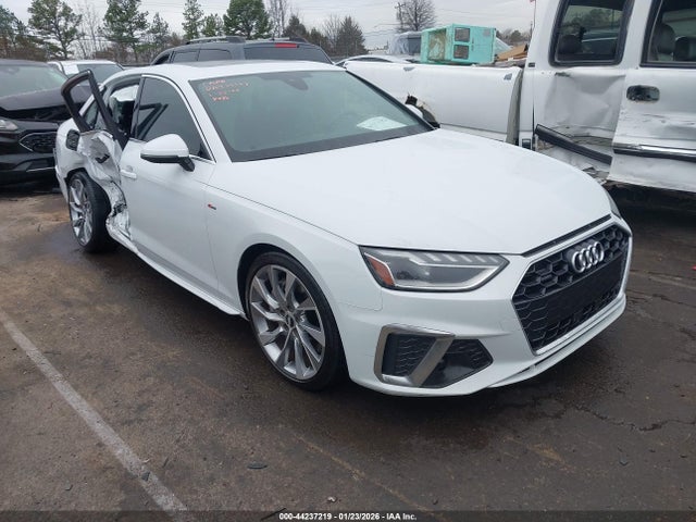 2021 AUDI A4 WAUEAAF47MA016356