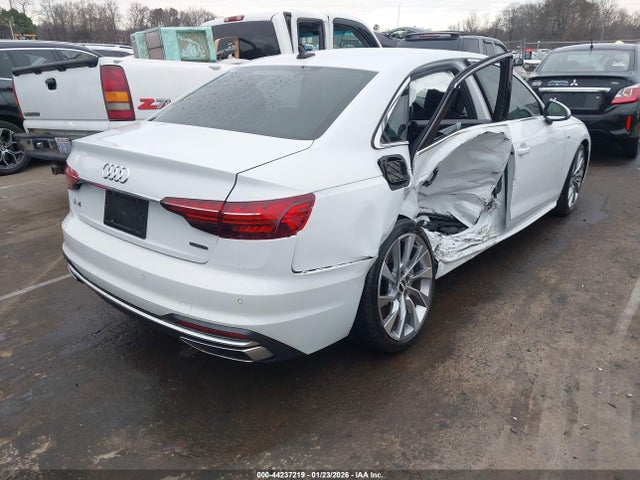 2021 AUDI A4 WAUEAAF47MA016356 Photo 3