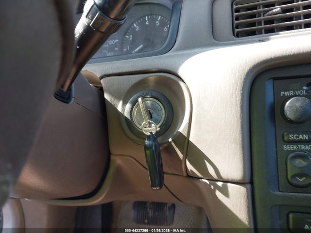 2001 TOYOTA CAMRY 4T1BG22K91U771741 Photo 10