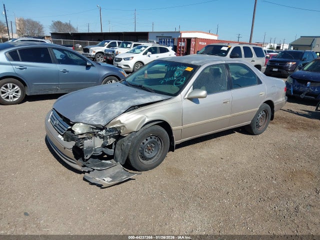 2001 TOYOTA CAMRY 4T1BG22K91U771741 Photo 1