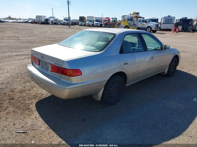 2001 TOYOTA CAMRY 4T1BG22K91U771741 Photo 3