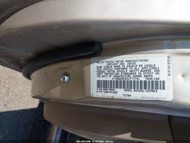 2001 TOYOTA CAMRY 4T1BG22K91U771741 Photo 8