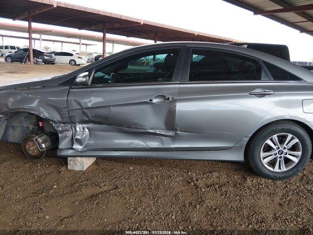 5NPEB4ACXEH914606 Hyundai SONATA GLS