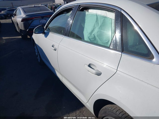 Audi A4 40 Premium/40 Titanium Premium 2019 WAUGMAF49KN002576 Image 14