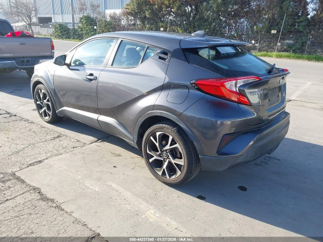 NMTKHMBXXJR052834 Toyota C-HR XLE