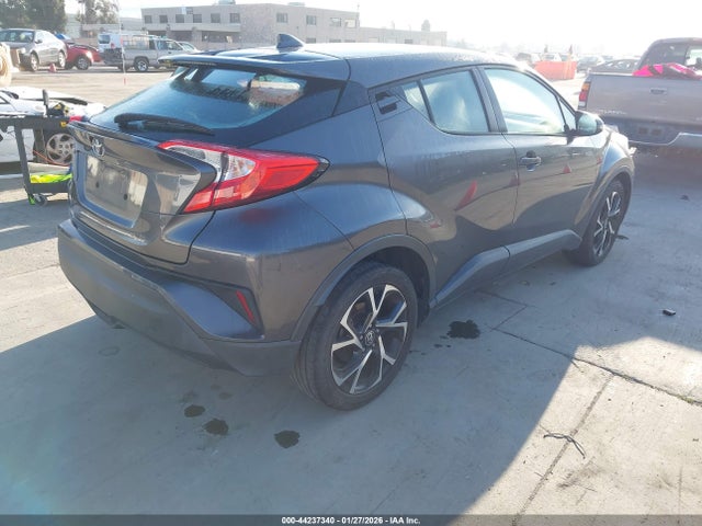 NMTKHMBXXJR052834 Toyota C-HR XLE
