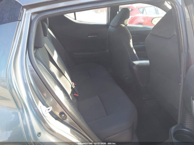 NMTKHMBXXJR052834 Toyota C-HR XLE