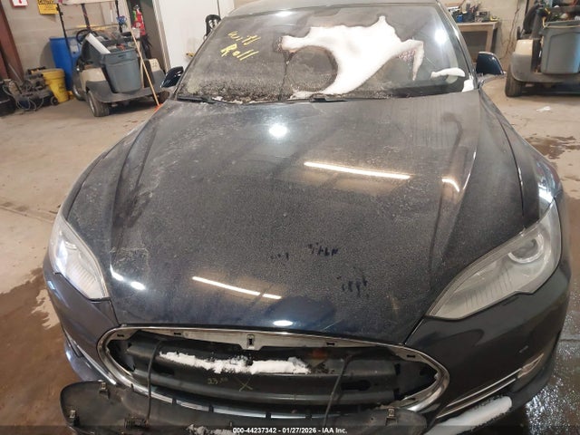 2014 TESLA MODEL S 5YJSA1H12EFP50372 Photo 9