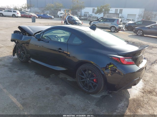 2024 TOYOTA GR86 JF1ZNBE11R8761176 Photo 2