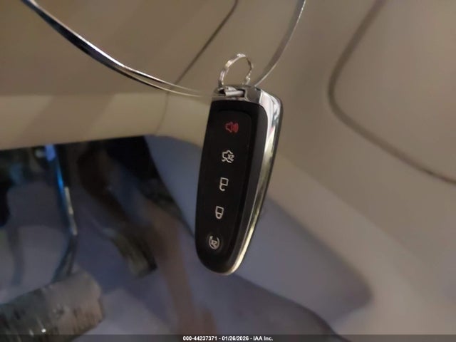 Продажа на аукционе авто 2014 Ford Escape Titanium, vin: 1FMCU0J94EUC68690, номер лота: 44237371
