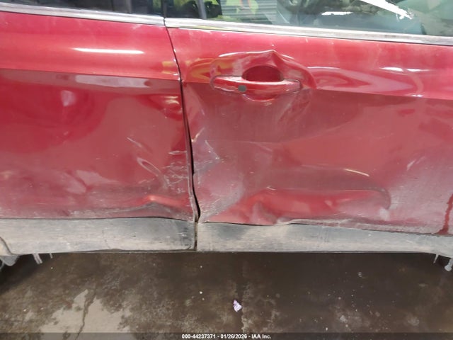 Продажа на аукционе авто 2014 Ford Escape Titanium, vin: 1FMCU0J94EUC68690, номер лота: 44237371
