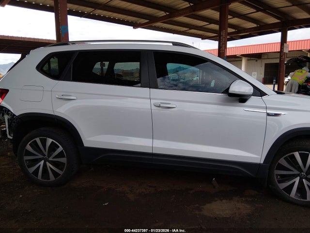3VVLX7B21NM095545 Volkswagen Taos 1.5t Se