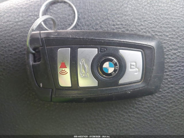 Aukcja sprzedaży 2016 Bmw 320i, vin: WBA8A9C56GK615675, numer aukcji: 44237420