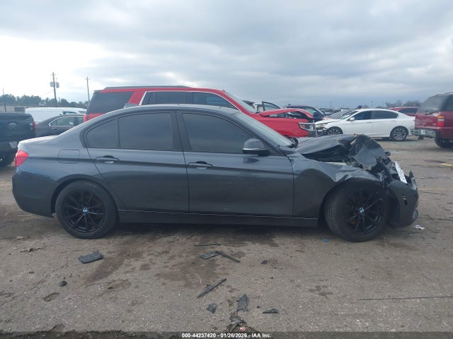 Aukcja sprzedaży 2016 Bmw 320i, vin: WBA8A9C56GK615675, numer aukcji: 44237420