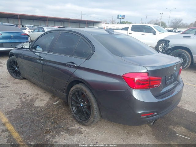 Aukcja sprzedaży 2016 Bmw 320i, vin: WBA8A9C56GK615675, numer aukcji: 44237420