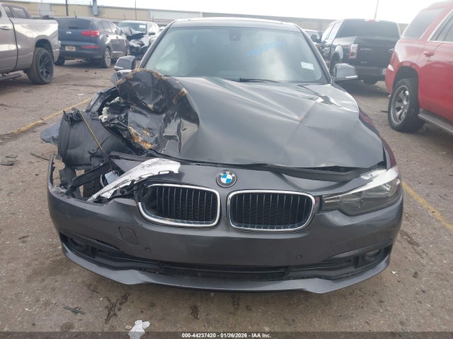Aukcja sprzedaży 2016 Bmw 320i, vin: WBA8A9C56GK615675, numer aukcji: 44237420