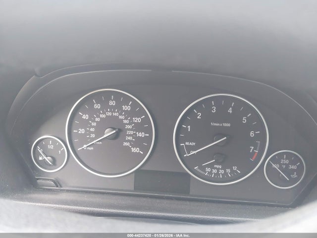 Aukcja sprzedaży 2016 Bmw 320i, vin: WBA8A9C56GK615675, numer aukcji: 44237420