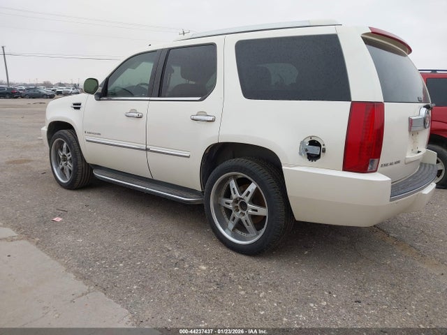 2007 CADILLAC ESCALADE 1GYEC63827R290050 Photo 2