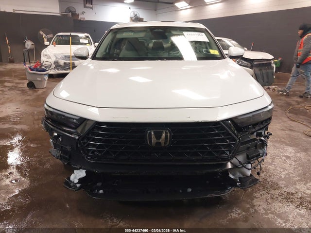 Продаж на аукціоні авто 2024 Honda Accord Ex, vin: 1HGCY1F32RA068161, номер лоту: 44237460
