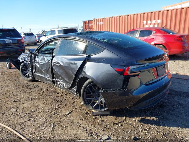 2024 TESLA MODEL 3 5YJ3E1EA0RF785205 Photo 2