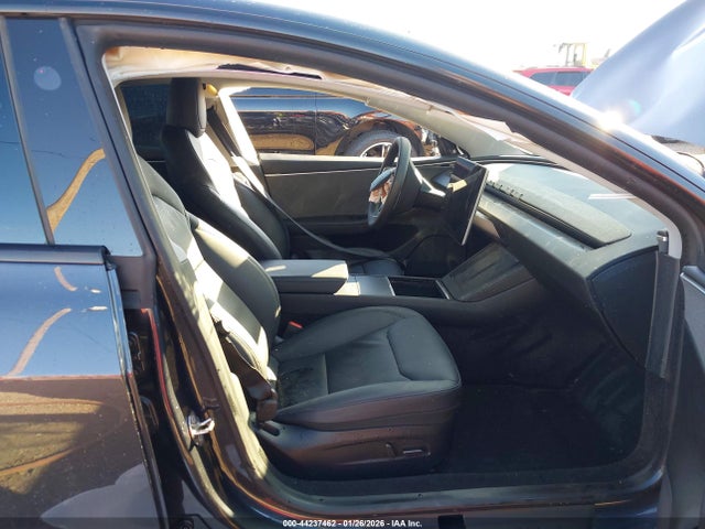 2024 TESLA MODEL 3 5YJ3E1EA0RF785205 Photo 4