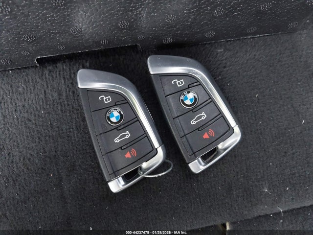 2025 BMW M4 WBS33HK06SCS16669 Photo 10