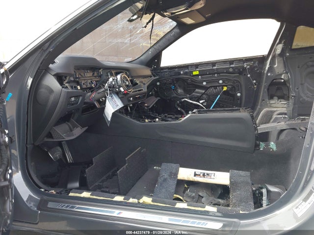 2025 BMW M4 WBS33HK06SCS16669 Photo 4