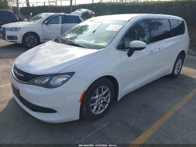 2C4RC1DGXHR840462 Chrysler Pacifica Touring