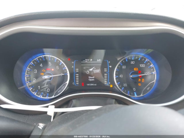 2C4RC1DGXHR840462 Chrysler Pacifica Touring