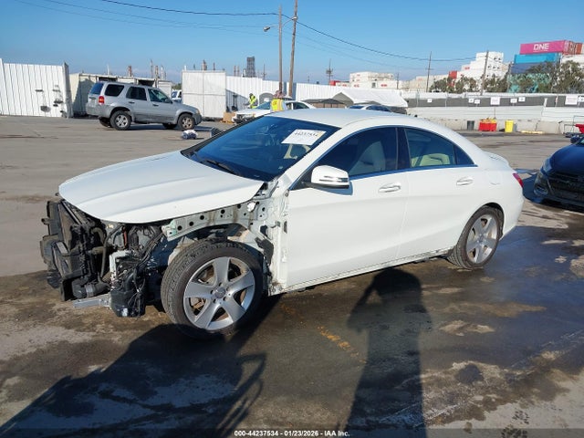 Mercedes-Benz CLA 250 2016 WDDSJ4EB9GN325580 Image 2