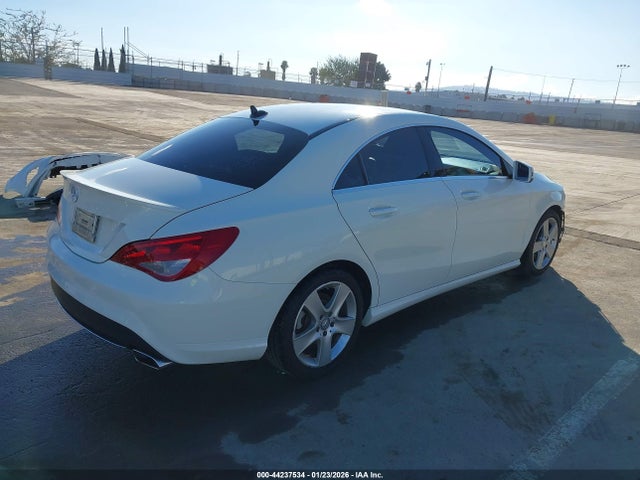 Mercedes-Benz CLA 250 2016 WDDSJ4EB9GN325580 Image 4