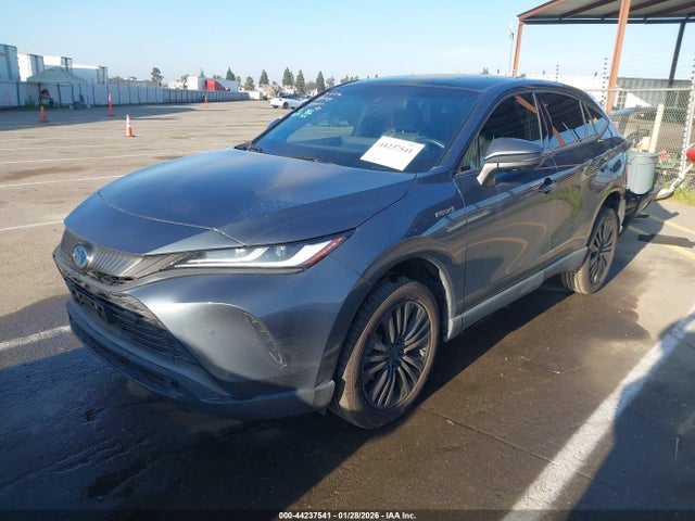 Toyota Venza Limited 2021 JTEAAAAH3MJ065321 Image 2