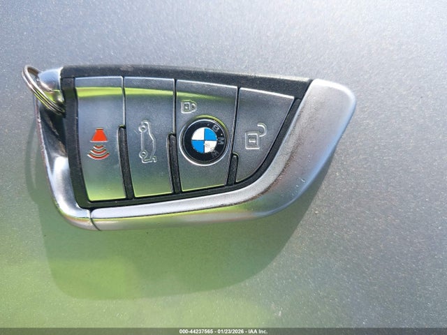 WBAJE5C54KWE66184 BMW 540I