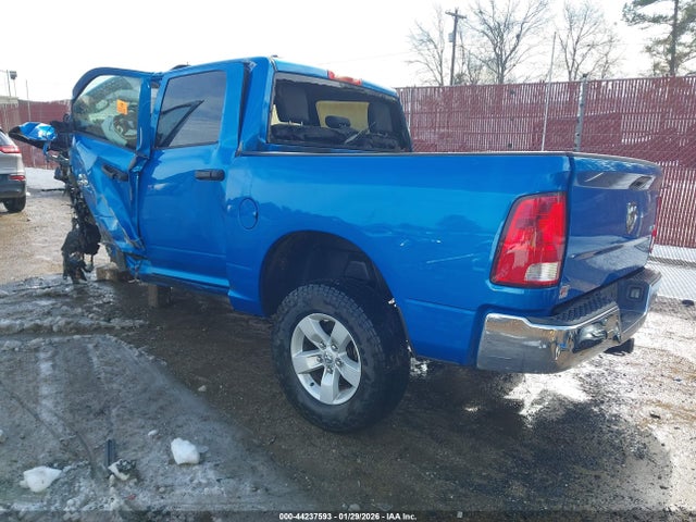 44237593 :رقم المزاد ، 1C6RR7KT4LS130358 vin ، 2020 Ram 1500 Classic Tradesman  4x4 5'7 Box مزاد بيع