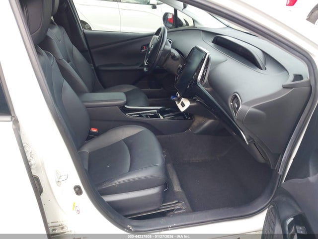 Toyota Prius Prime Premium 2017 JTDKARFP3H3063196 Image 5