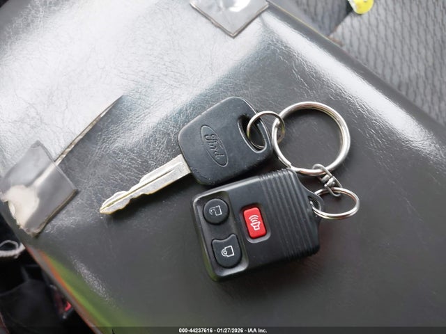 2003 FORD ESCAPE 1FMYU93183KC63552 Photo 10